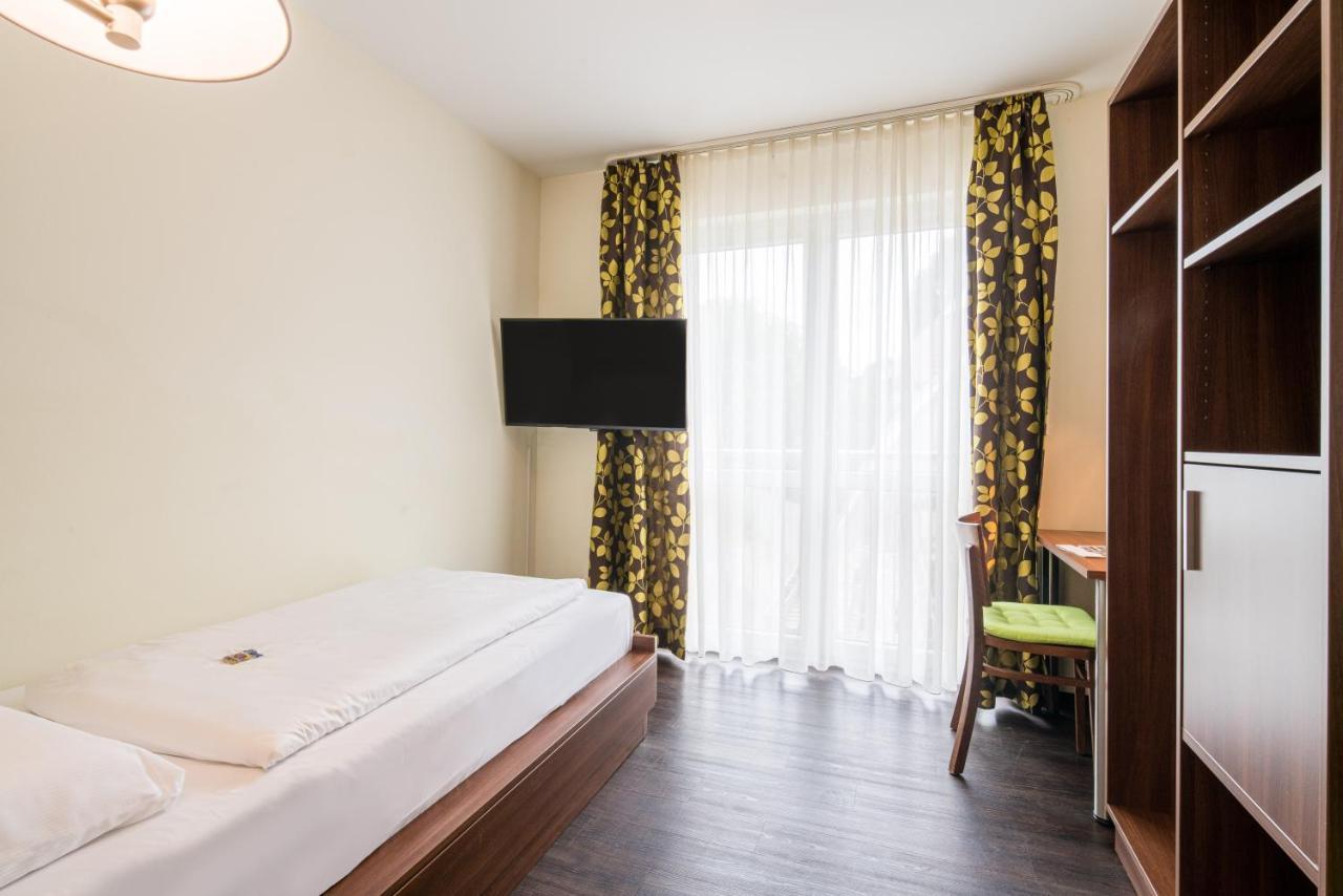 Hotel Knorz Zirndorf Dış mekan fotoğraf
